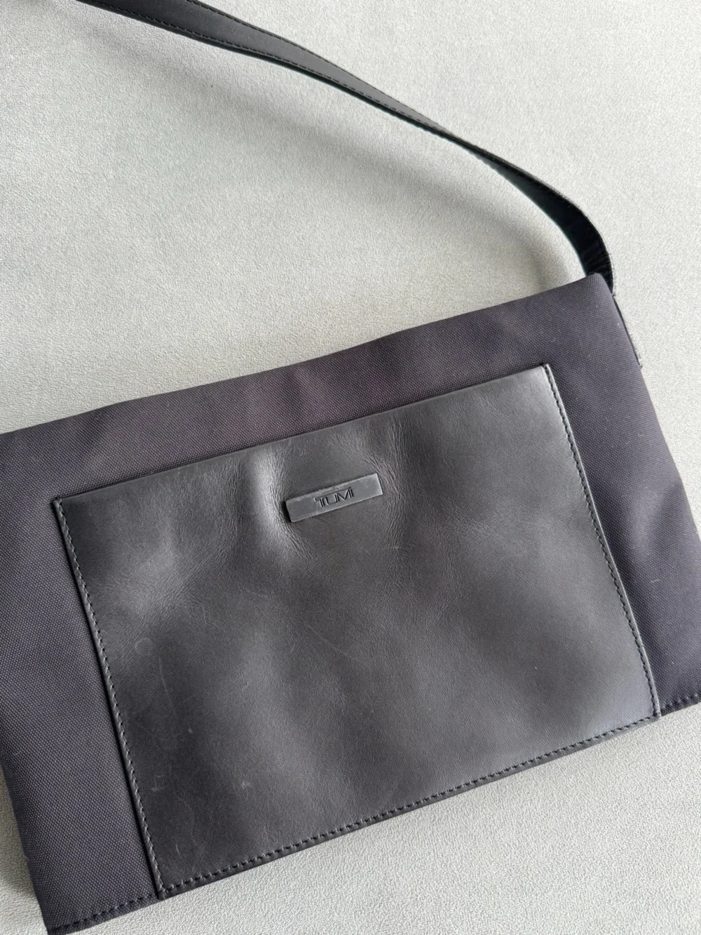 Vintage TUMI 05004 Black Leather Nylon Shoulder Bag Y2K
